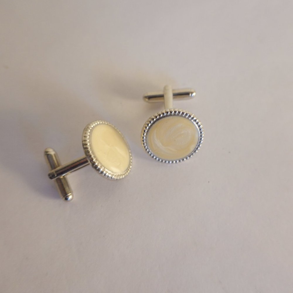 SILVER METAL AND CREAM ENAMEL CUFFLINKS